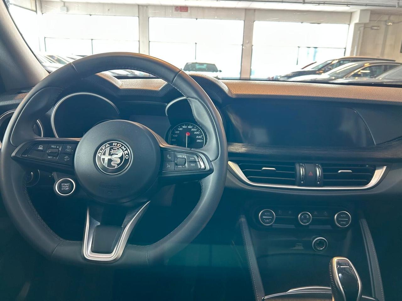 Alfa Romeo Stelvio BUSINESS 2.2 Turbodiesel AT8 Q4 53000 KM