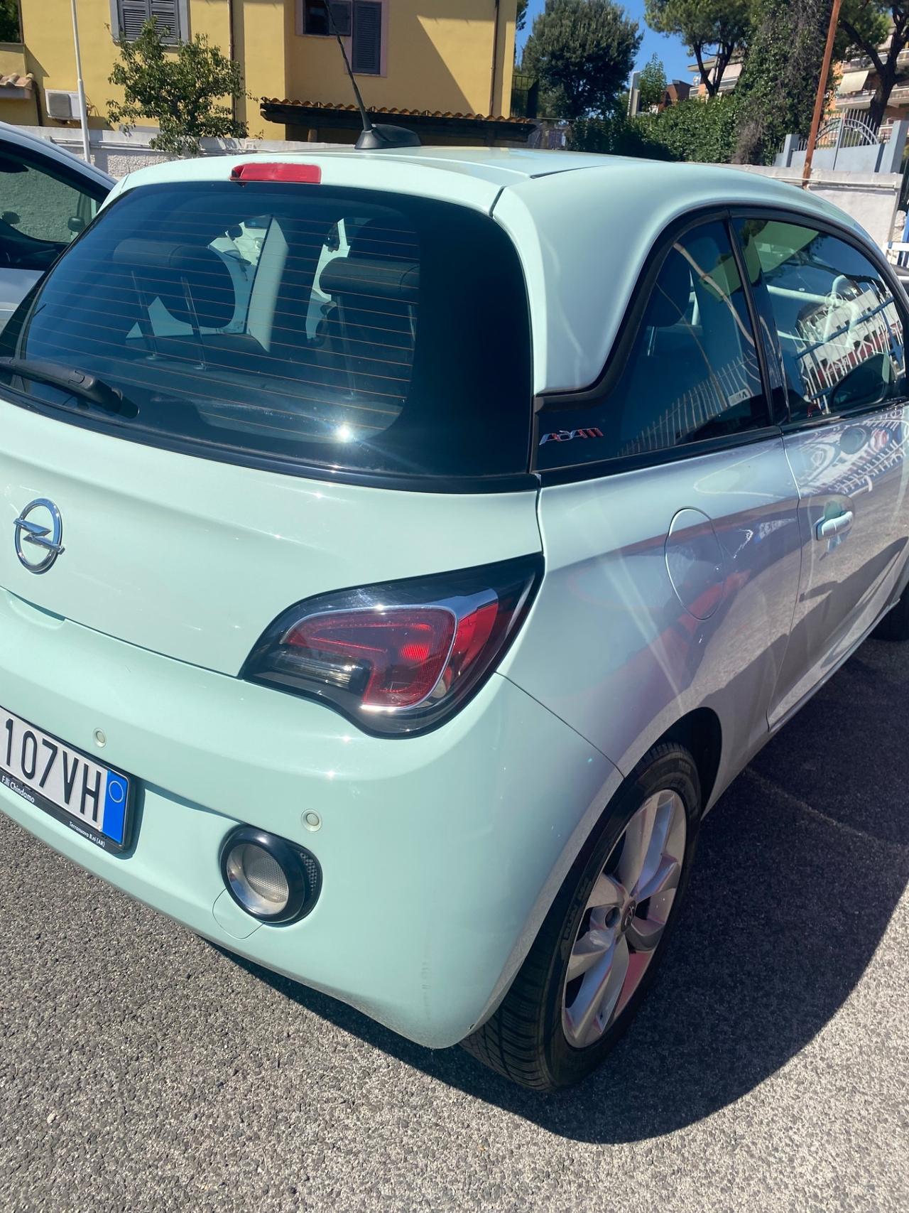 Opel Adam 1.4 87 CV GPL Tech Jam