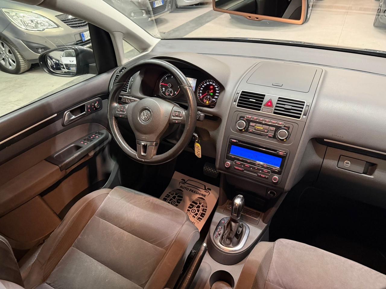 Volkswagen Touran Business 2.0 TDI 140 CV DSG HIGHLINE 7Posti