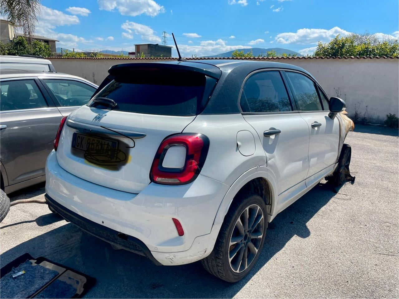 Fiat 500X 1.6 sinistrato - 2023