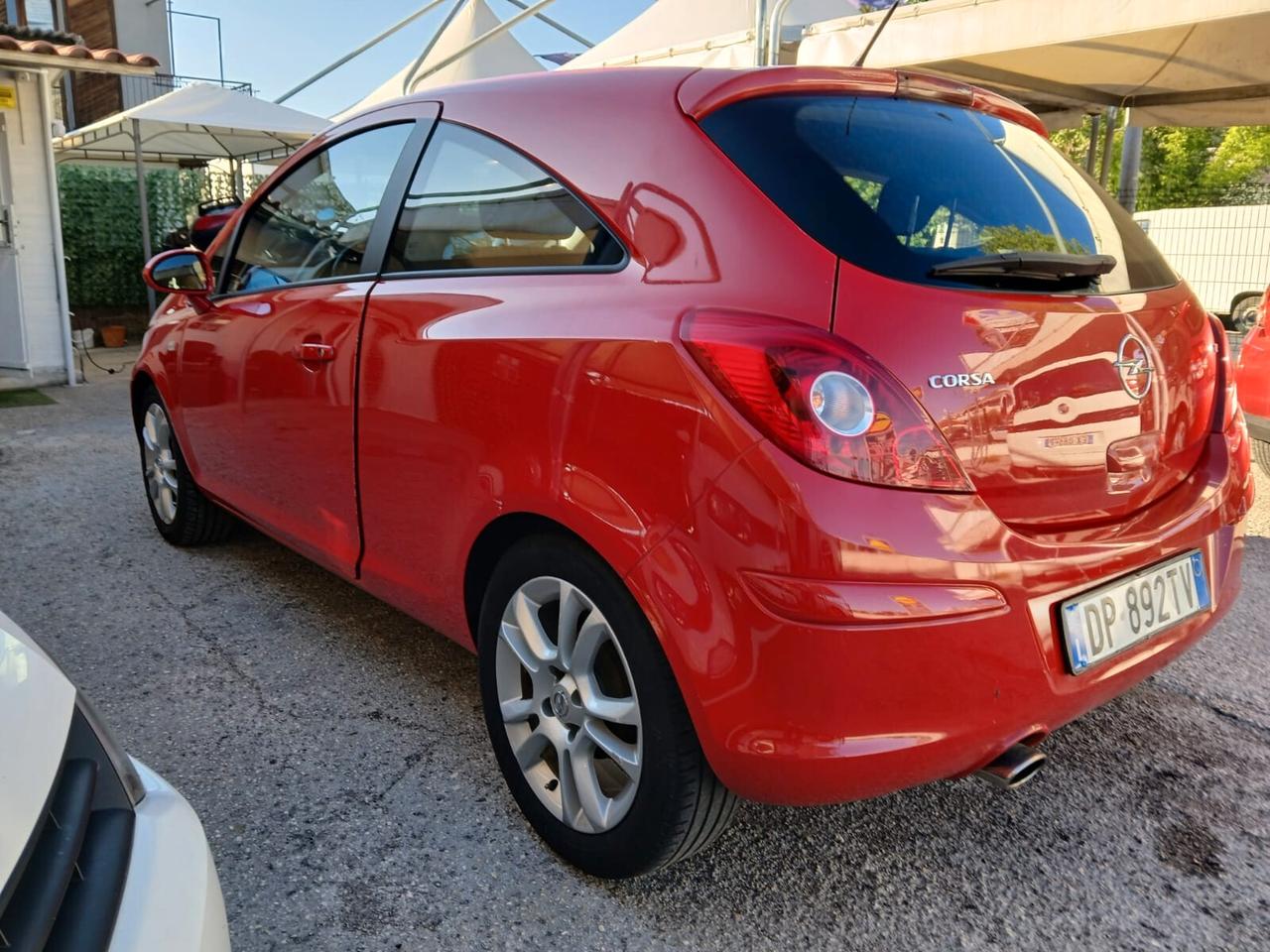 Opel Corsa 1.0 12V 3 porte Enjoy