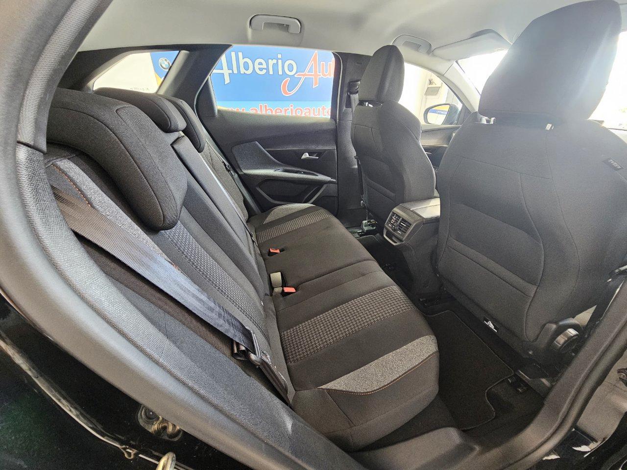 Peugeot 3008 3008 1.5 bluehdi Active Business s&s 130cv