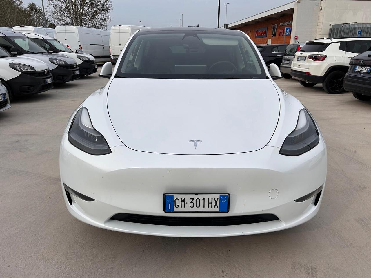 Tesla Model Y Long Range AWD