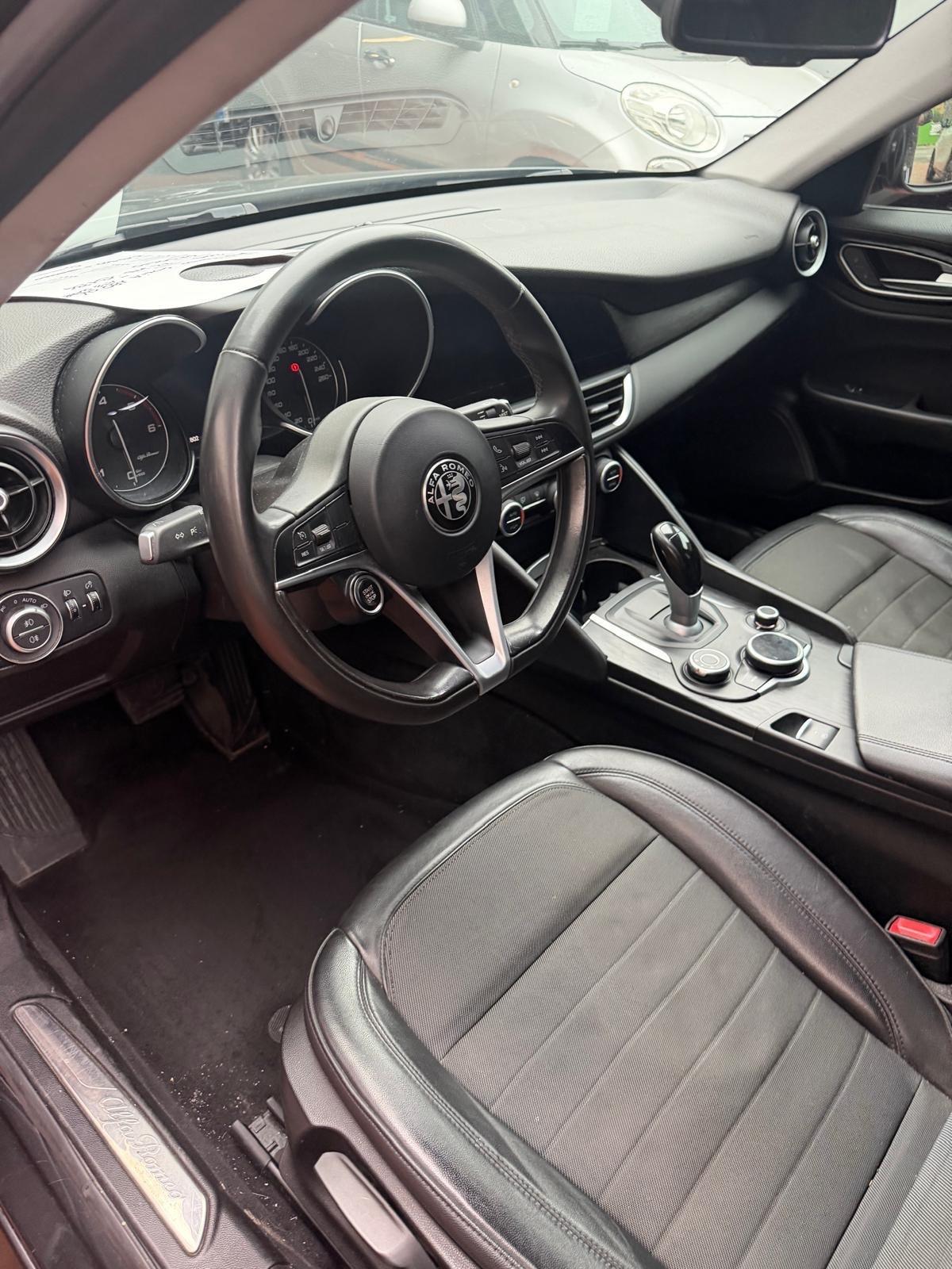 Alfa Romeo Giulia 2.2 Turbodiesel 180 CV AT8 Super