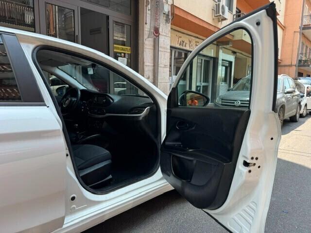 Fiat Tipo 1.3 Mjt S&S SW Street - Sport