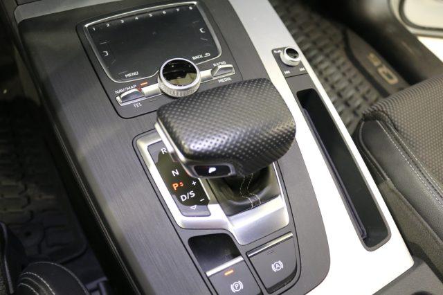 AUDI Q5 50 TFSI e quattro S tronic S-LINE INT EST