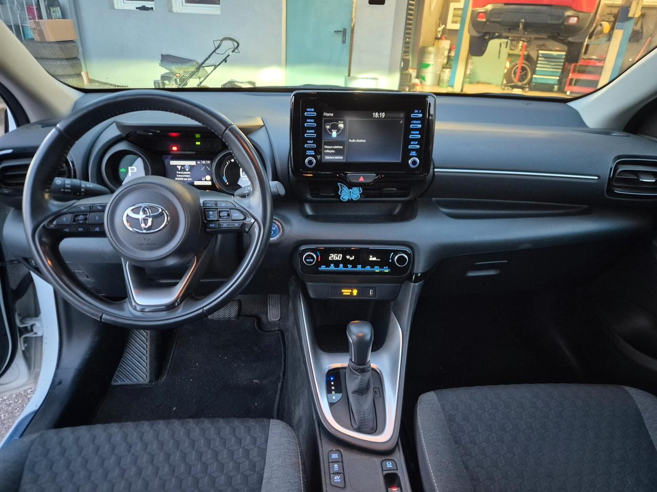 Toyota Yaris 1.5 Full Hybrid 5 porte Trend