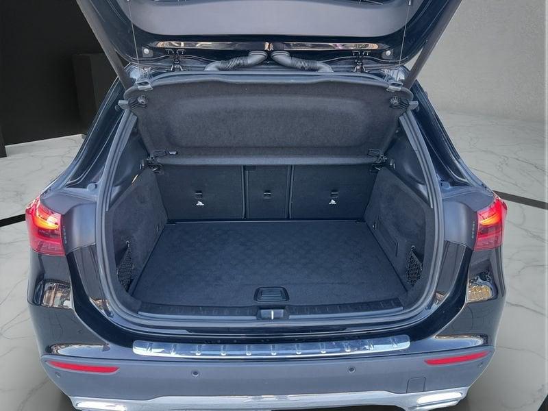 Mercedes-Benz GLA GLA 180 d Progressive Advanced auto