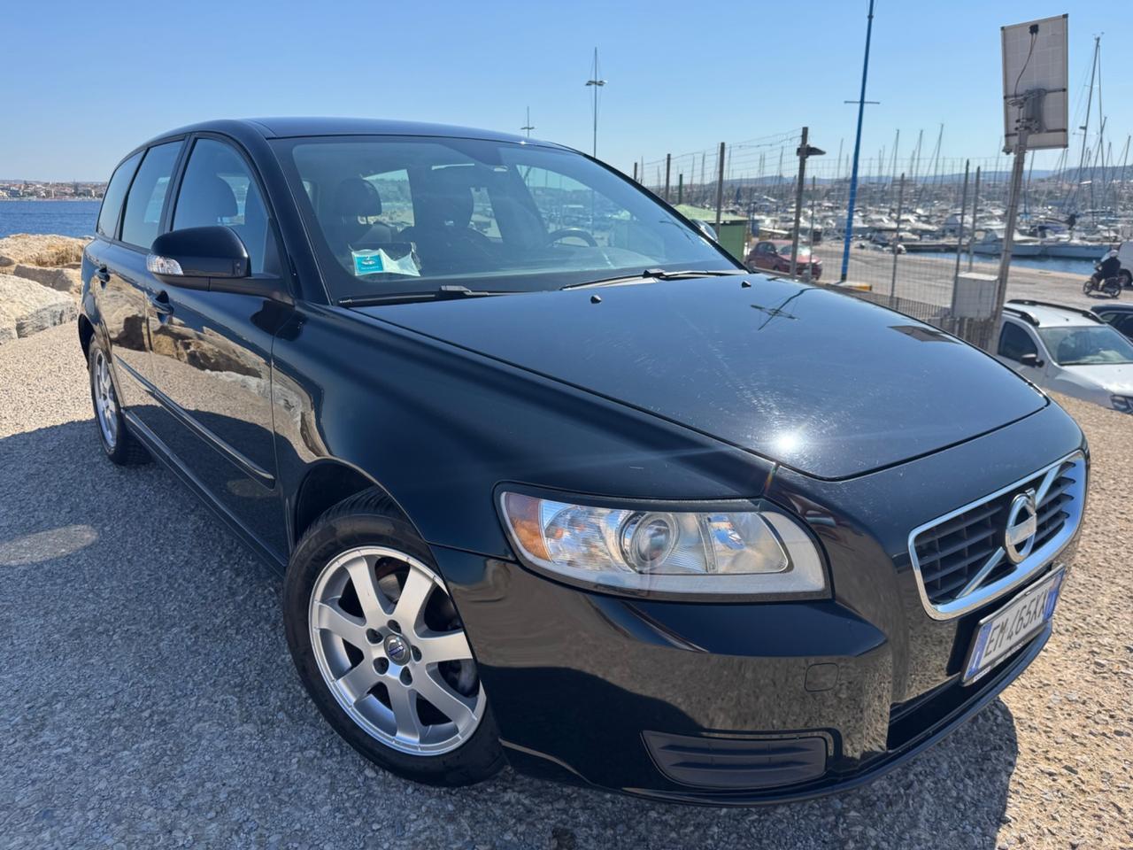 Volvo V50 D2 R-design