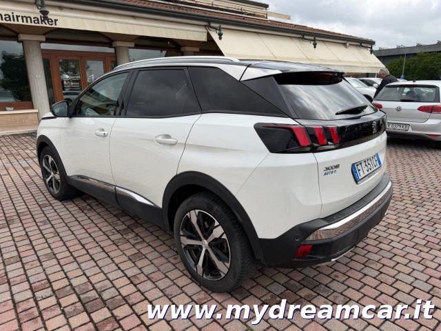 PEUGEOT 3008 BlueHDi 130 S&S Allure