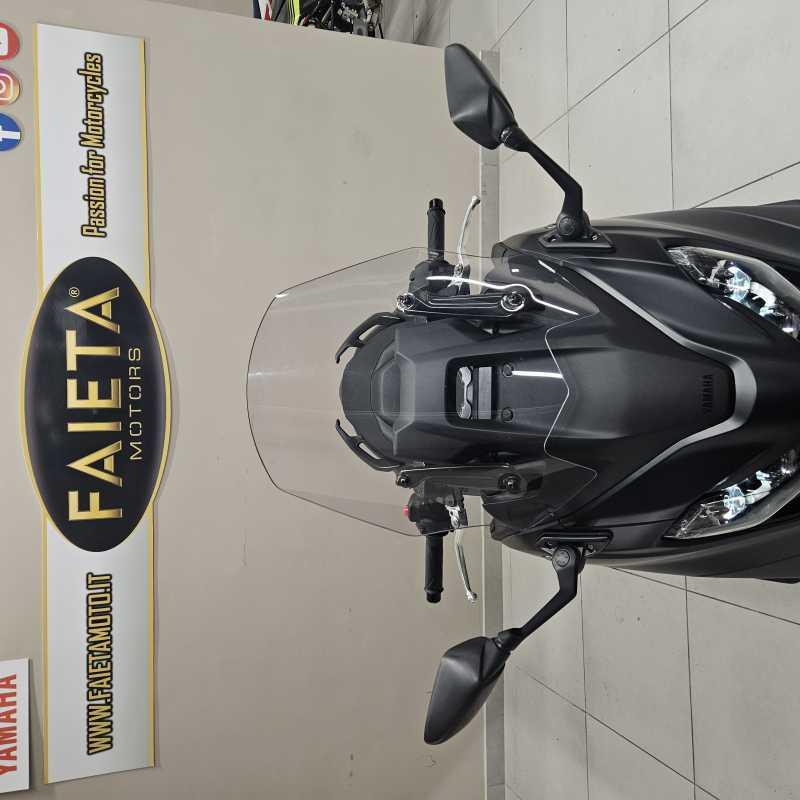 Yamaha T-Max 560 - 2024