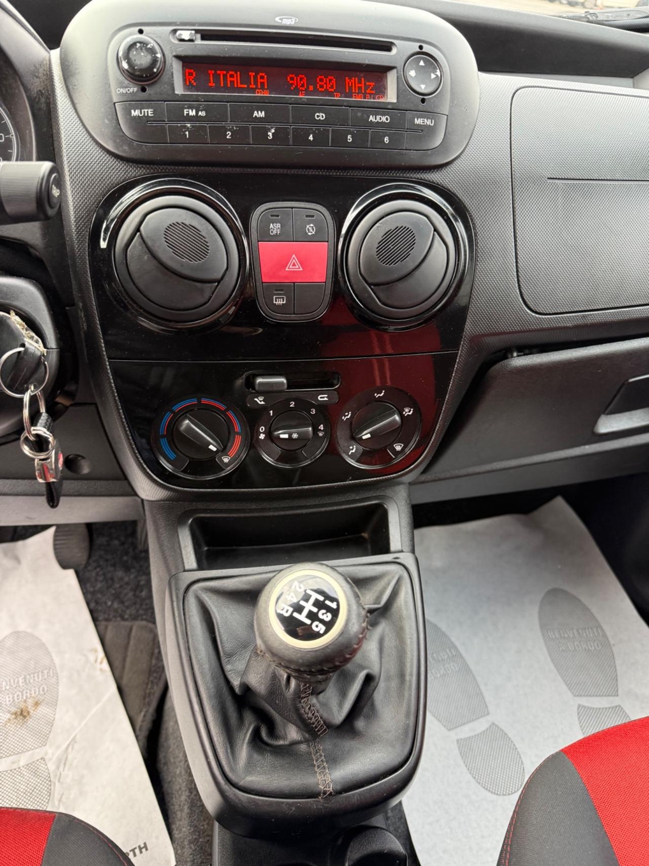 Fiat Qubo 1.3 MJT 95 CV Trekking GANCIO TRAINO