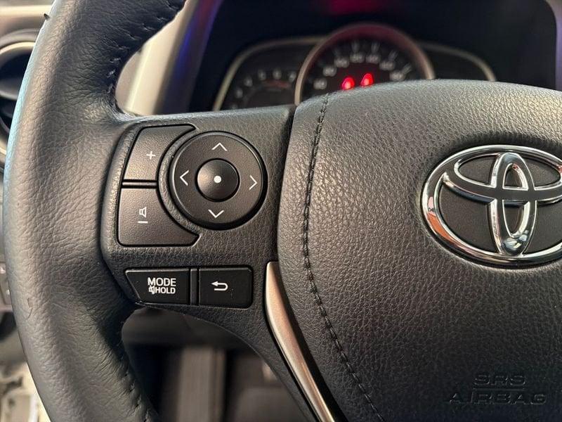 Toyota RAV4 2WD 2.0 D-4D (124CV) MT STYLE WHITE EDITION