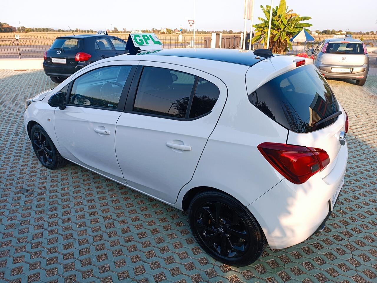 Opel Corsa 1.4 90CV GPL Tech 5 porte Advance