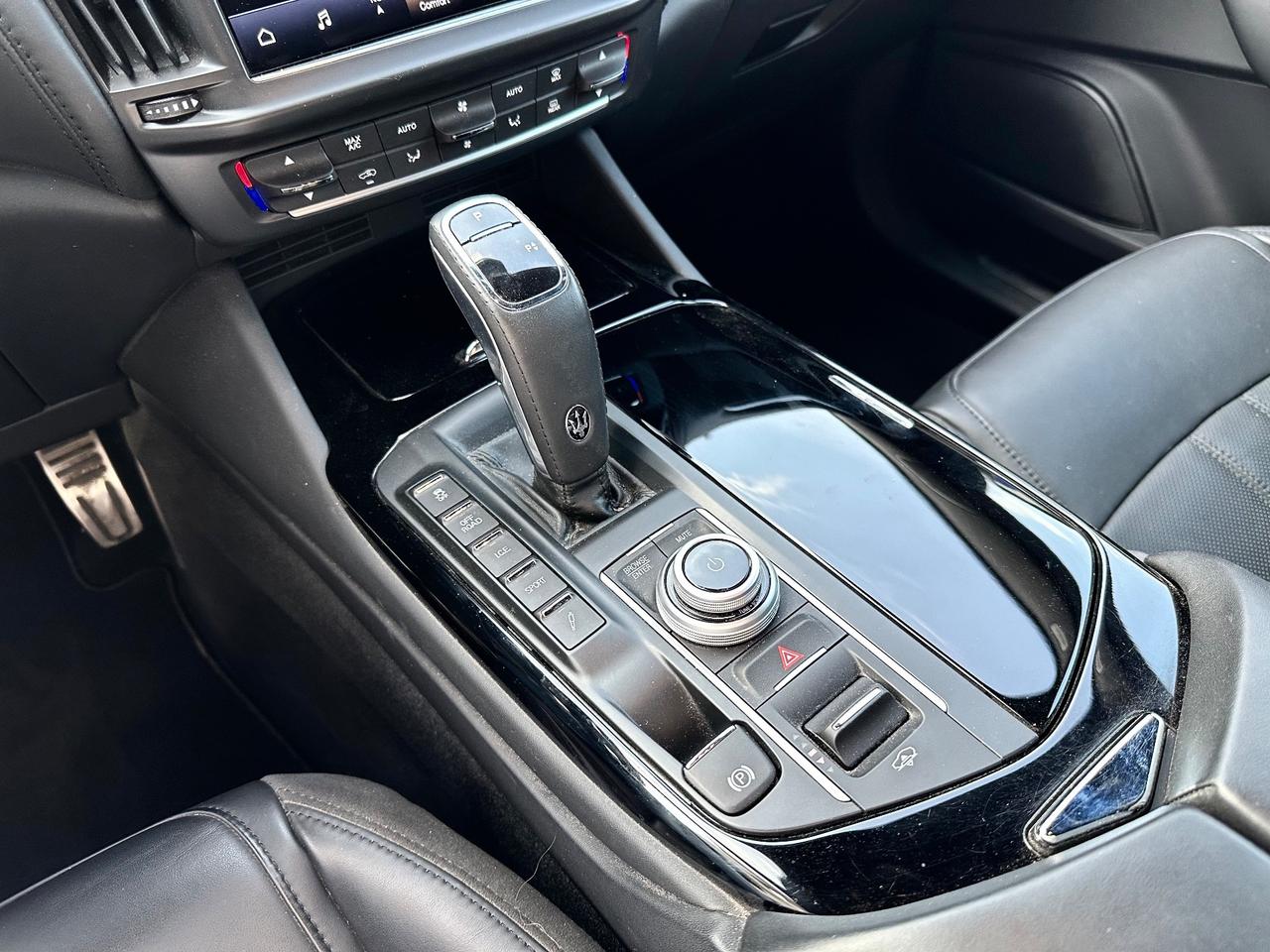 Maserati Levante V6 350 CV AWD Modena