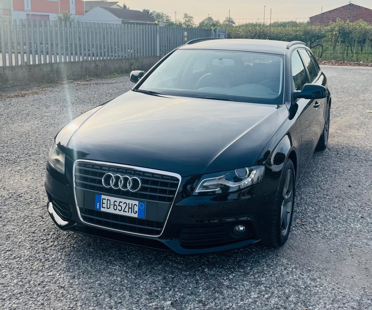 Audi A4 Avant 2.0 TDI 143CV F.AP. mult. Ambiente