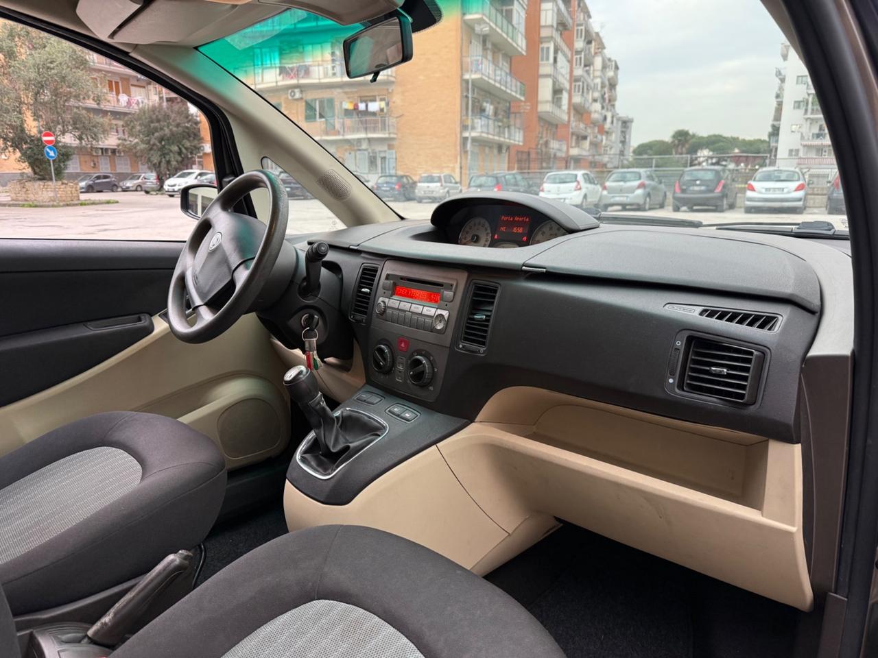 Lancia MUSA 1.3 Multijet Full puntini di grandine