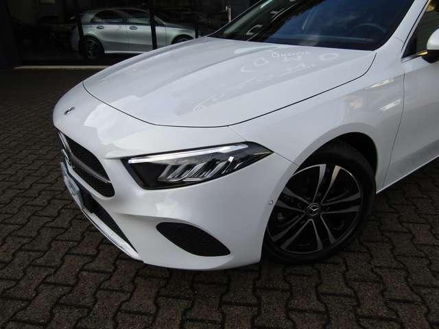 Mercedes-Benz A 180 BENZINA MHEV 136CV CAMBIO AUTO,FARI LED,CERCHI 17