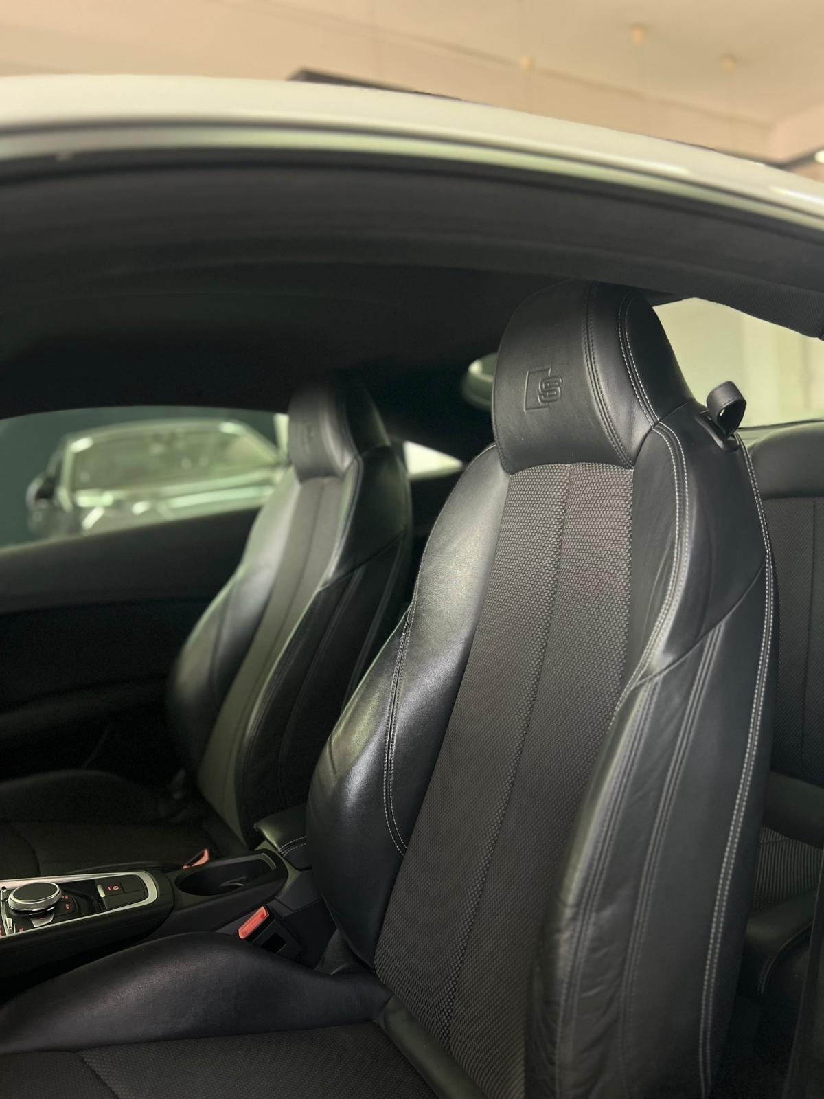 Audi TT Coupé 2.0 TDI ultra S line