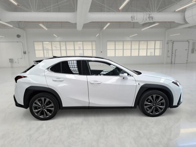 LEXUS UX 300E UX HYBRID F-DESIGN 4WD MY24 AUTO SUV