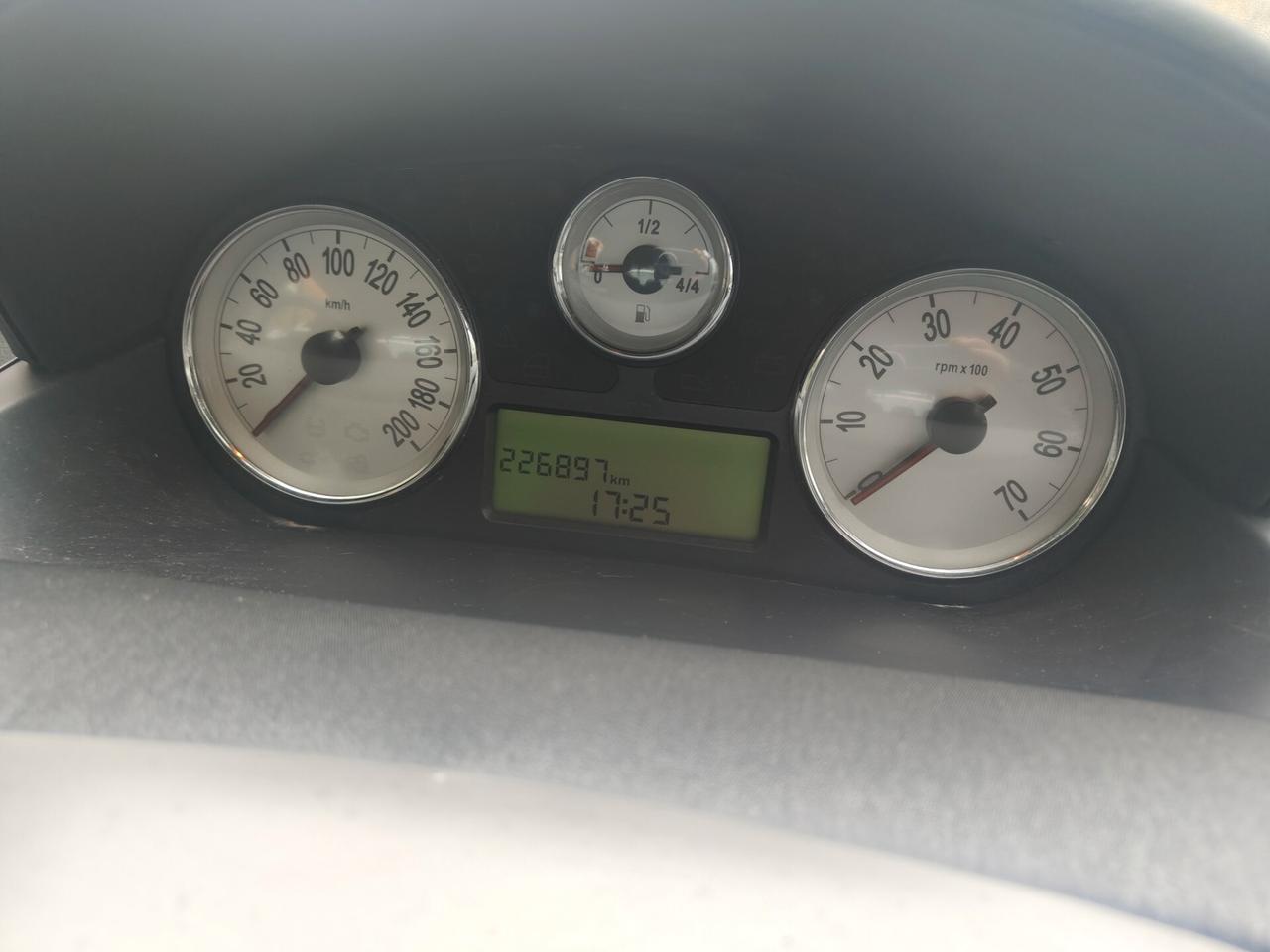 Lancia Ypsilon 1.3 MJT 75 CV Diva