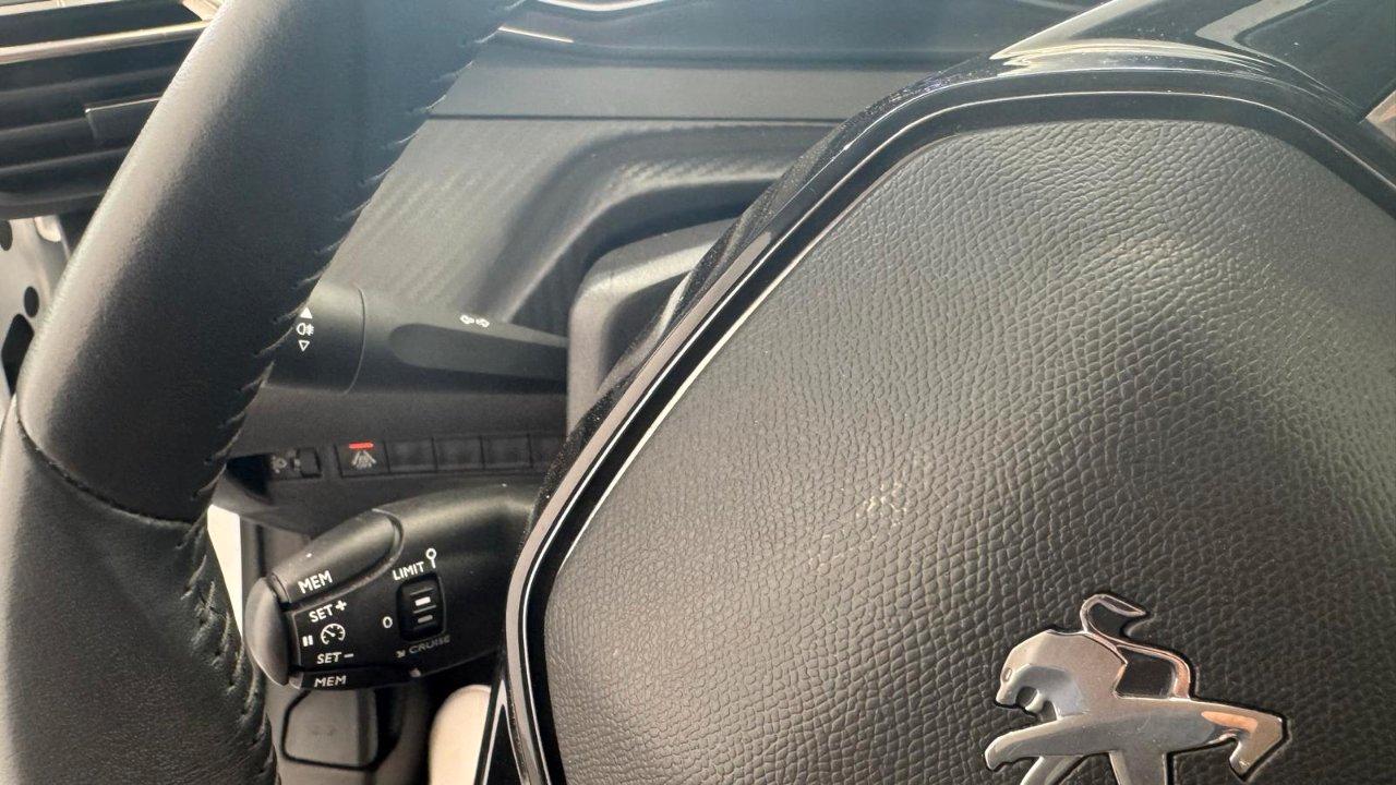 Peugeot 208 1.2 Puretech Active Pack 75 Cv.