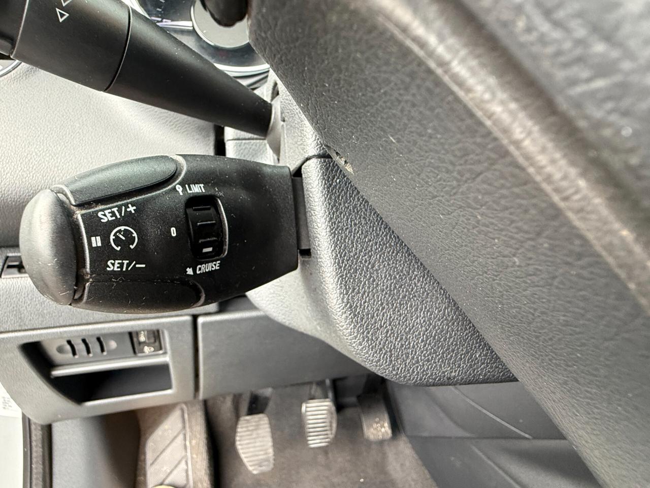 Peugeot 5008 2.0 HDi 150CV