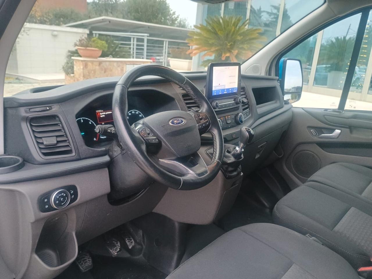 Ford Tourneo Custom 320 2.0 EcoBlue 170CV aut. PC Active