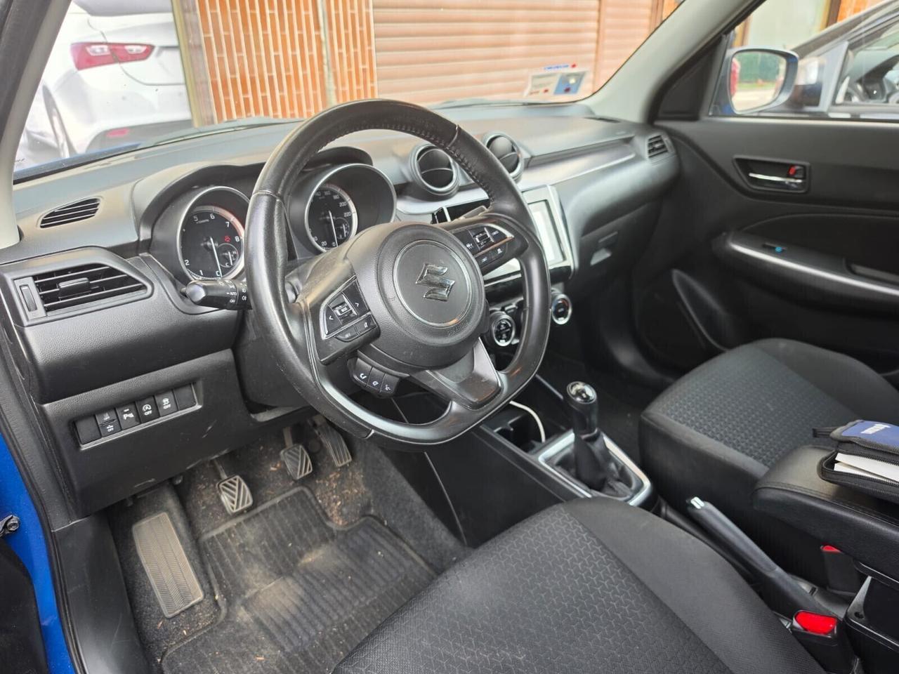 Suzuki Swift 1.2 Hybrid Top
