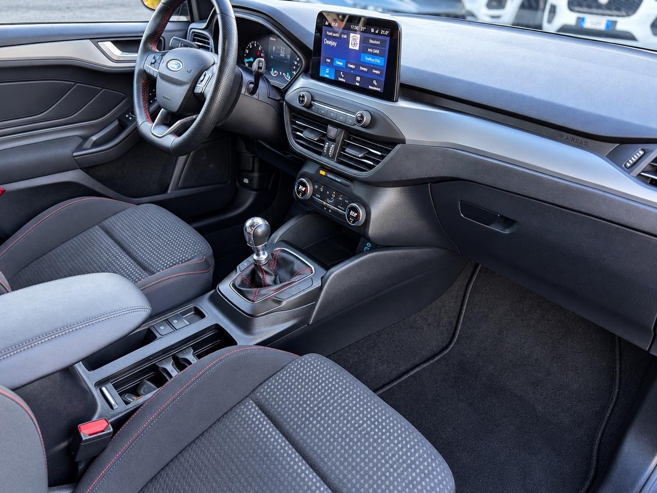Focus 1.0 EcoBoost Hybrid 125 CV SW ST-Line