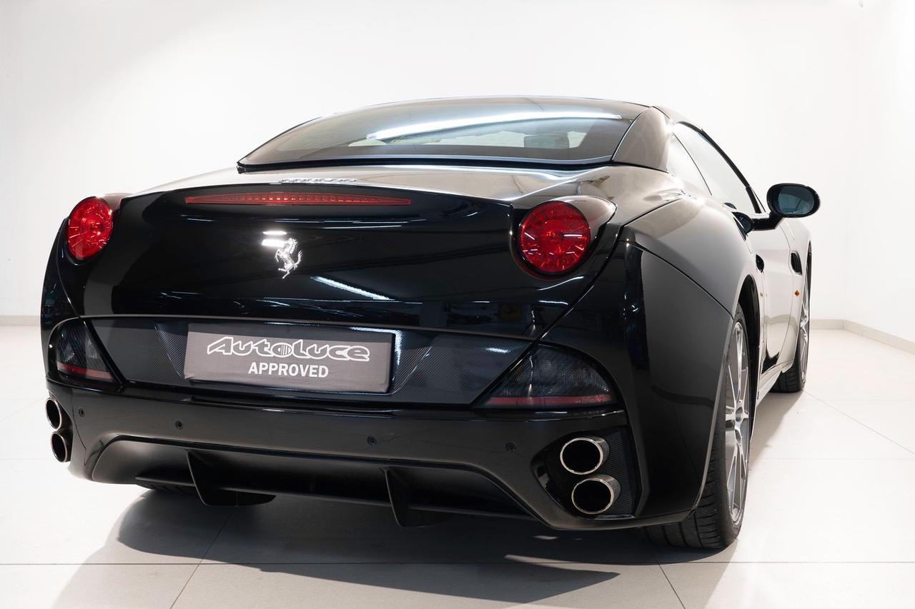 Ferrari California DCT | Nero Daytona