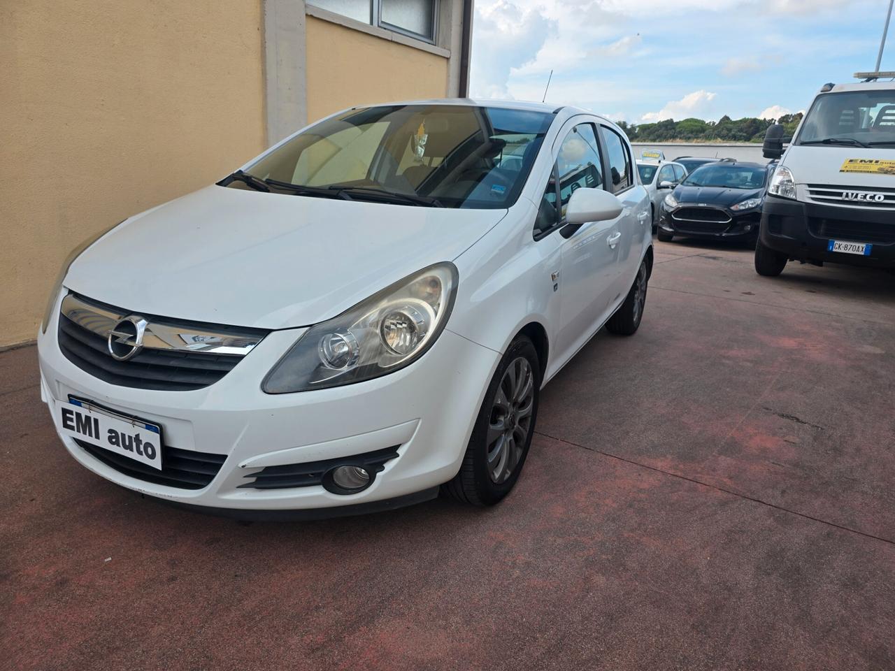 Opel Corsa 1.2 5 porte Club