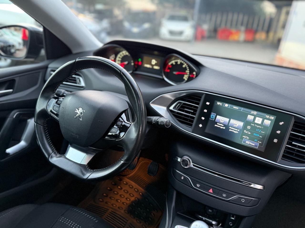 Peugeot 308 BlueHDi 120 Allure KM Certif