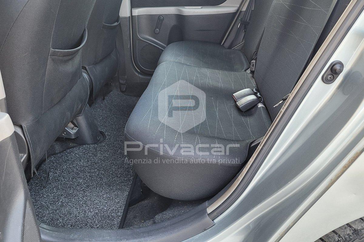 TOYOTA Yaris 1.0 5 porte