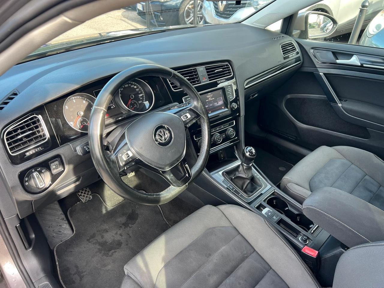 Volkswagen Golf 1.6 TDI 5p. Highline BlueMotion Technology