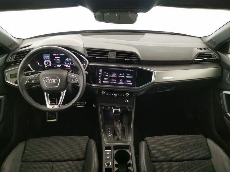 Audi Q3 45 2.0 tfsi Identity Black quattro 245cv s-tronic