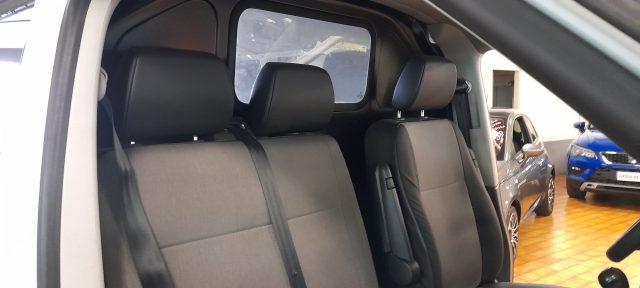 VOLKSWAGEN Transporter 2.0 TDI 110 CV Furgone PL