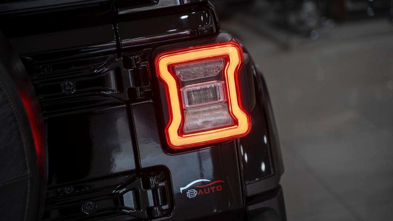 Jeep Wrangler UNLIMITED 2.2 MJT II SAHARA AUTO 200 CV XENO NAVI