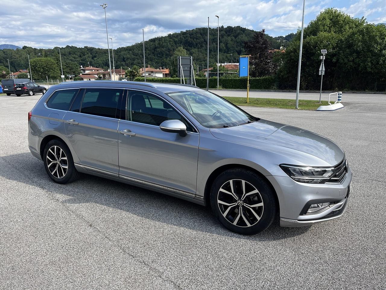 VW PASSAT SW 2000 TDI 200 CV DSG 4X4 EXECUTIVE