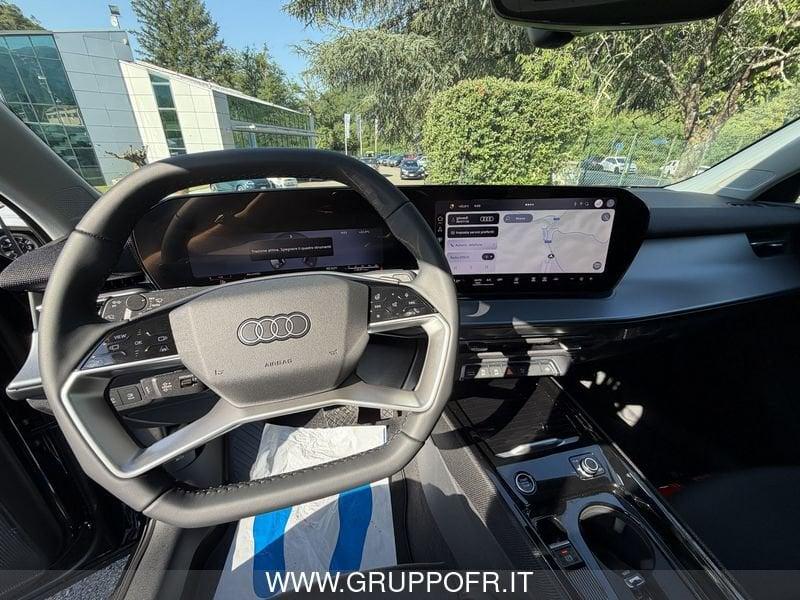 Audi Q3 SPB TDI 110 kW S tronic S Line edition KM0
