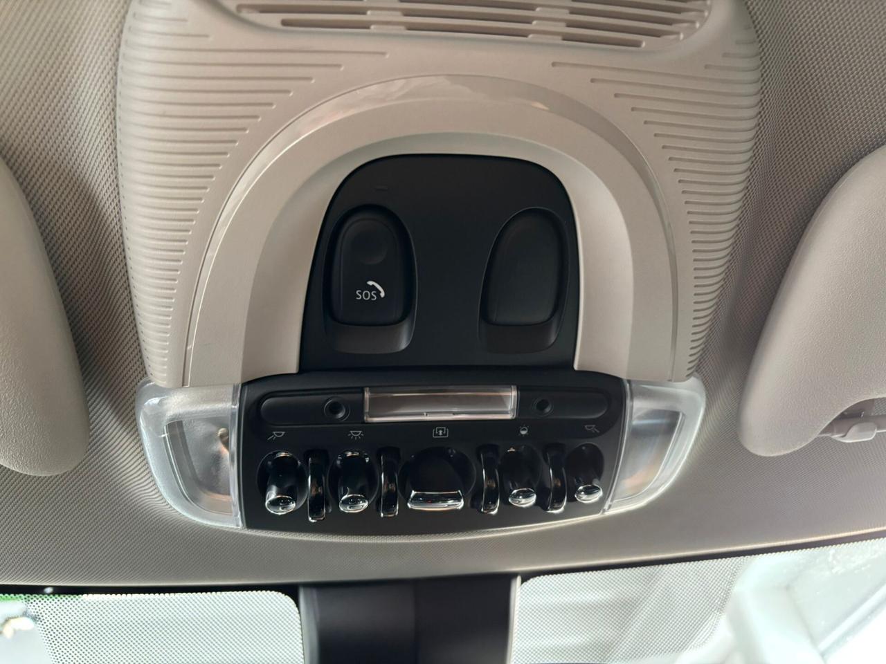 Mini Mini 2.0 Cooper S Resolute