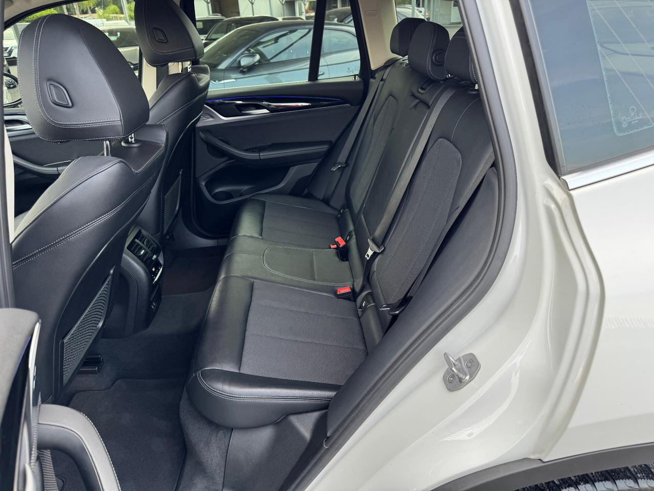 Bmw X3 sDrive18d xLine