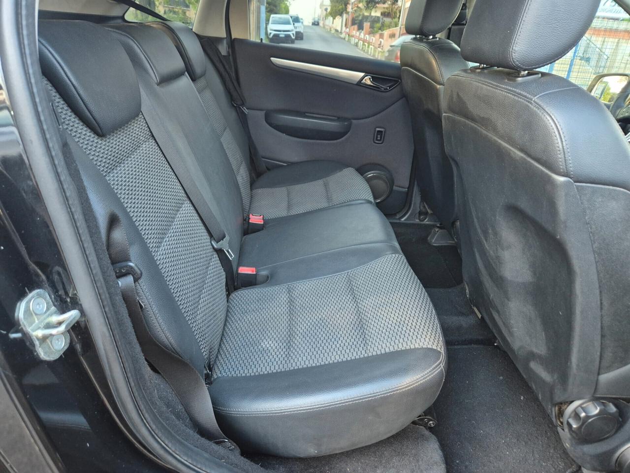 Mercedes-benz A 200 180 CDI Premium