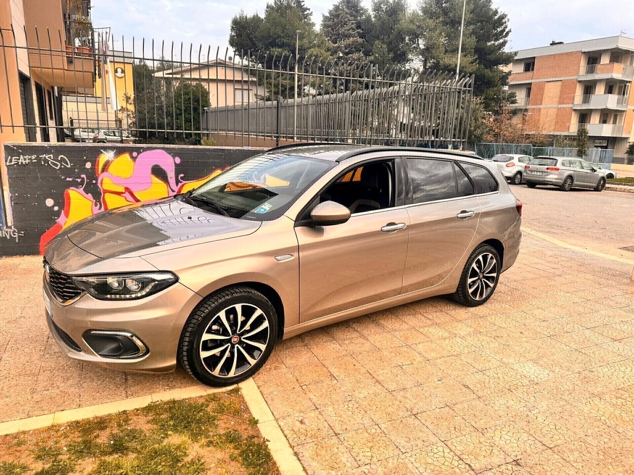 Fiat Tipo 1.3 Mjt S&S SW Lounge