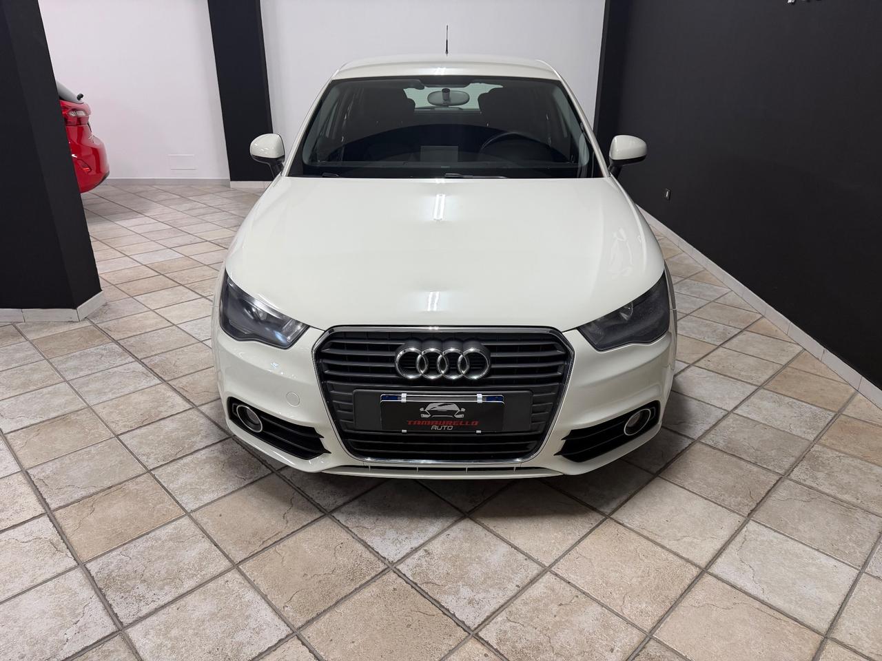 AUDI A1 1.6 TDI (90) SPB Ambition 2013