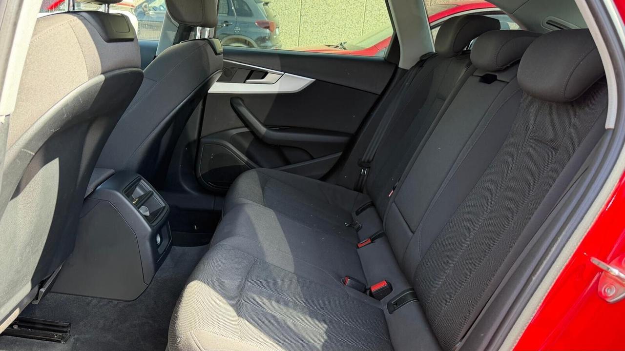 Audi A4 Avant 2.0 TDI 150 CV ultra S tronic Business