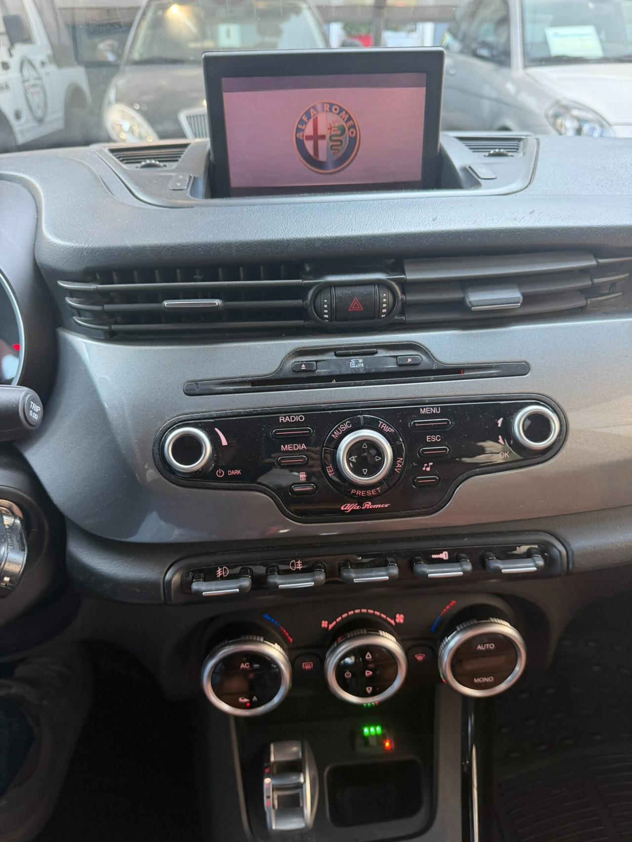 Alfa Romeo Giulietta 1.4 Turbo 120 CV GPL Distinctive