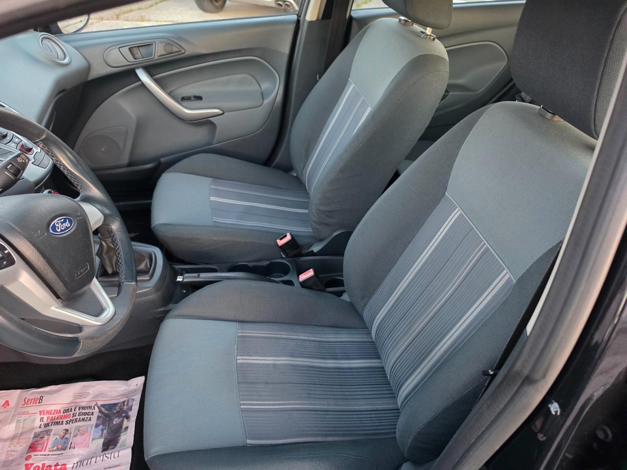 Ford Fiesta 1.4 TDCi 5p. Titanium