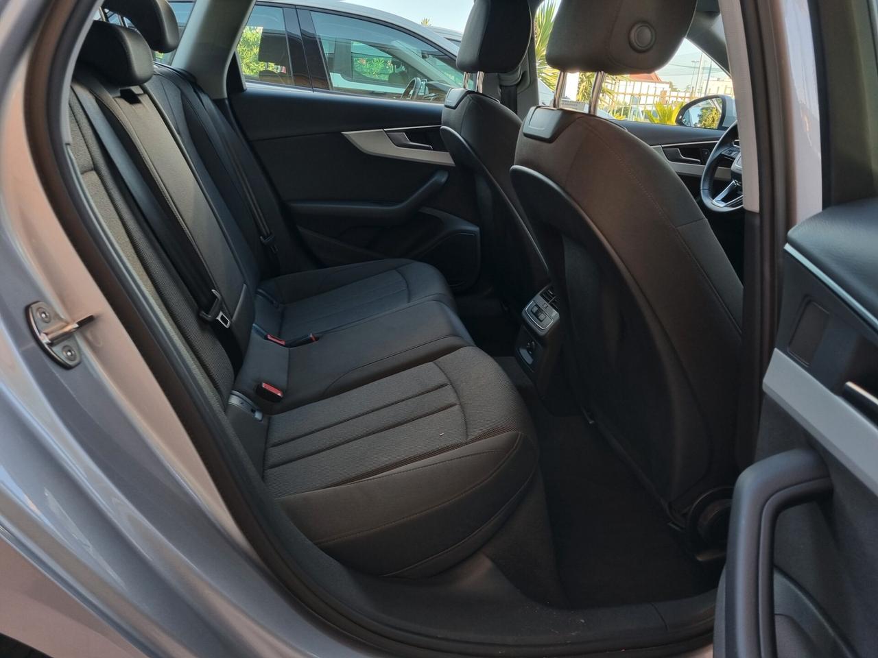Audi A4 V 2019 Avant 35 2.0 tdi mhev Business Advanced