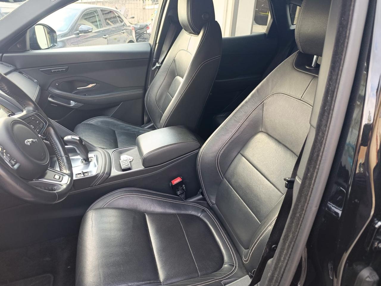 Jaguar E-Pace 2.0D 180 CV AWD